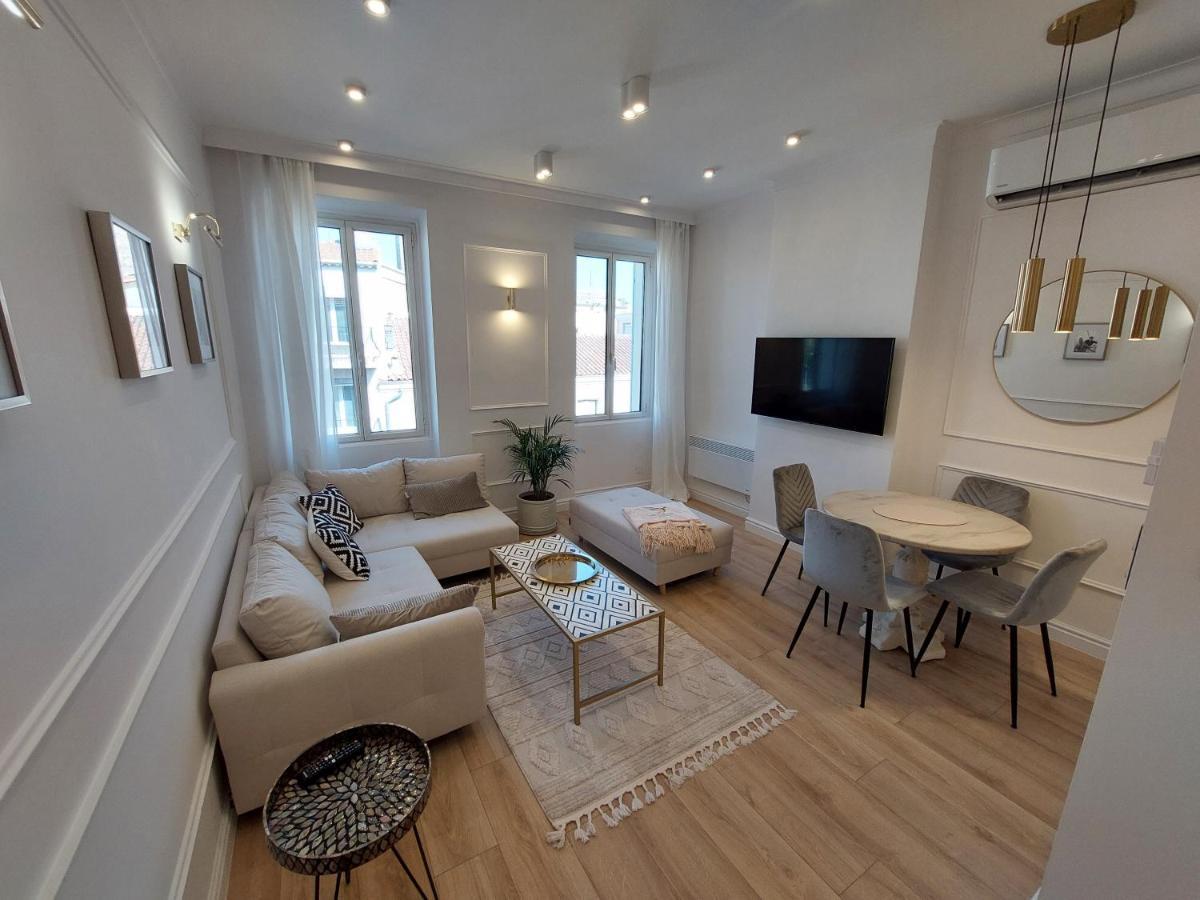 Saint Raphael'S Apartment, Classe 3 Etoiles Εξωτερικό φωτογραφία